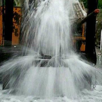 泥土层大口径大水量深水井