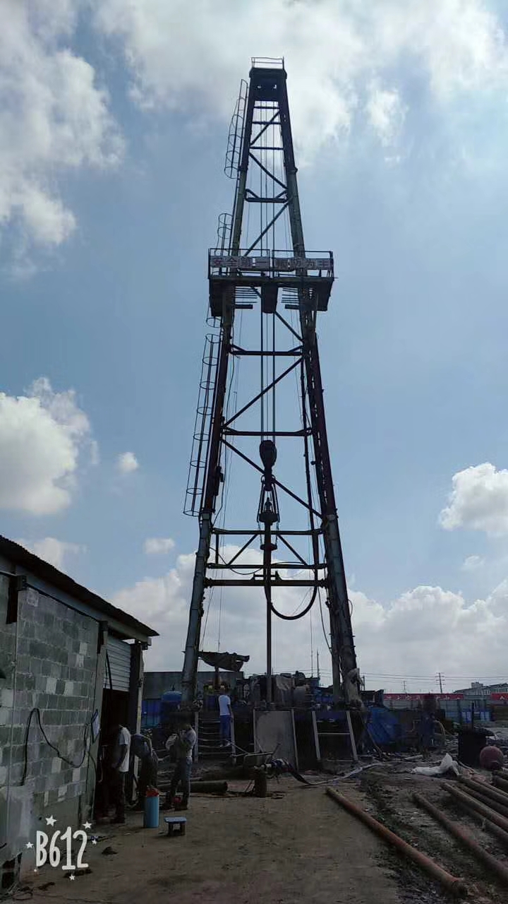 泥土层大口径大水量深水井 (1).jpg